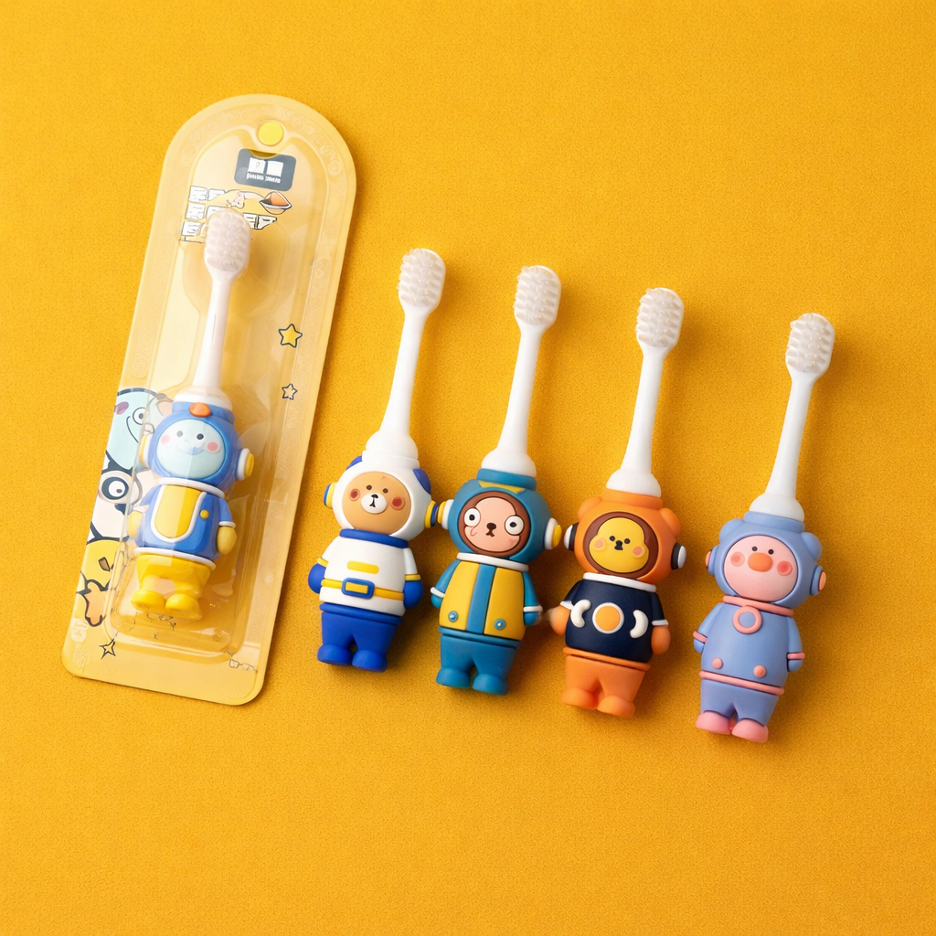 KAKAGUGU Astronaut Toothbrush with safety stopper – soft bristles for Overall Oral Care, BPA-Free, Safe for Kids (Pack of 1)(Multicolor) - Image 3